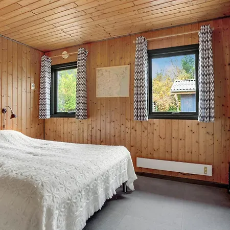 2 Bedroom In * Storvorde